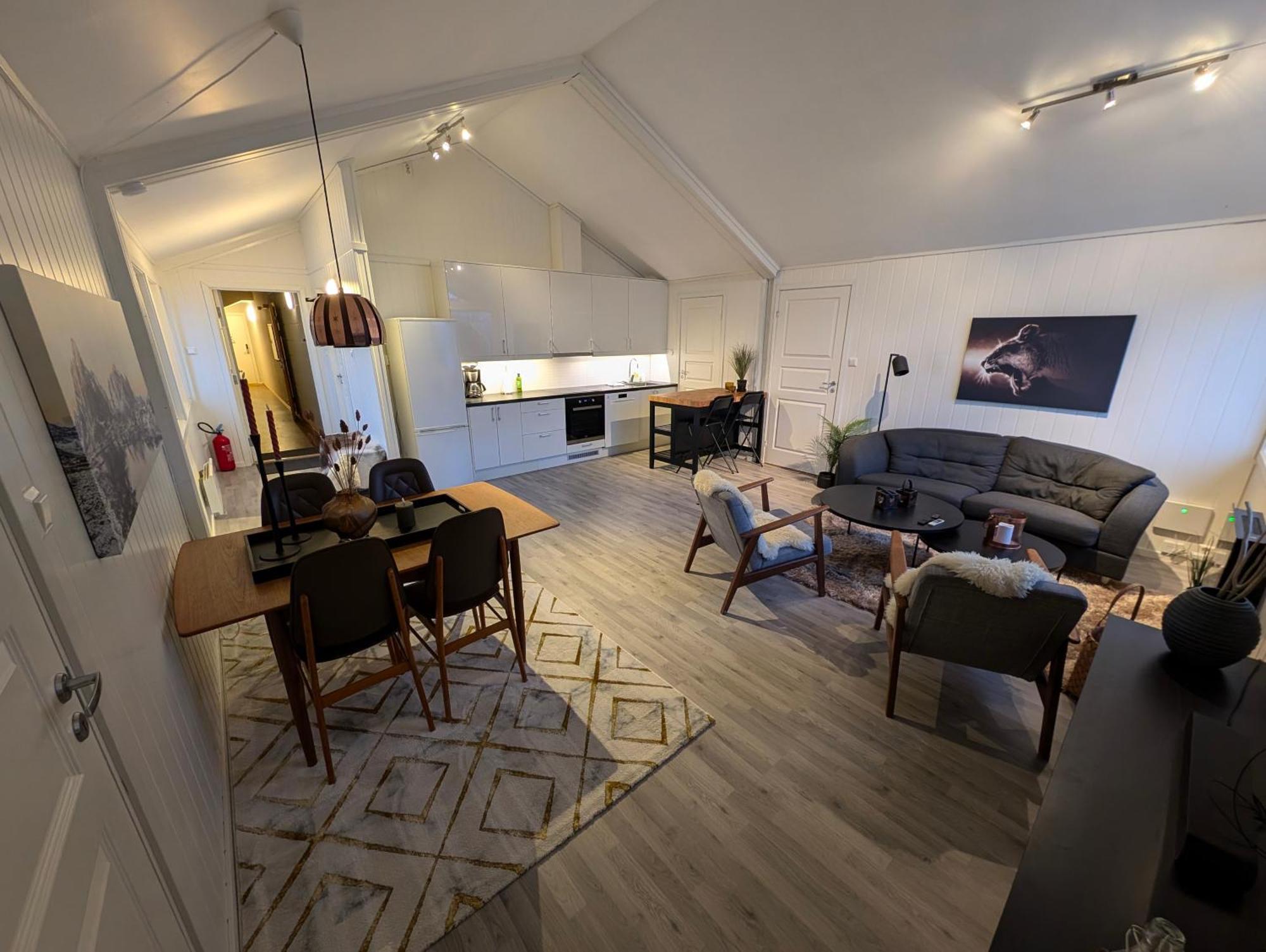 Reine City Apartment Room photo